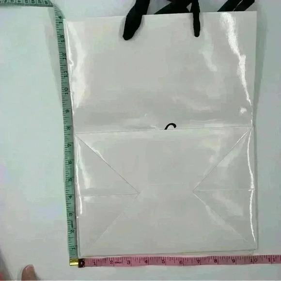 **Lot of 6** Shopping Bags Paper Various Designers, Vera Bradley, S. Bulgari - Picture 5 of 8